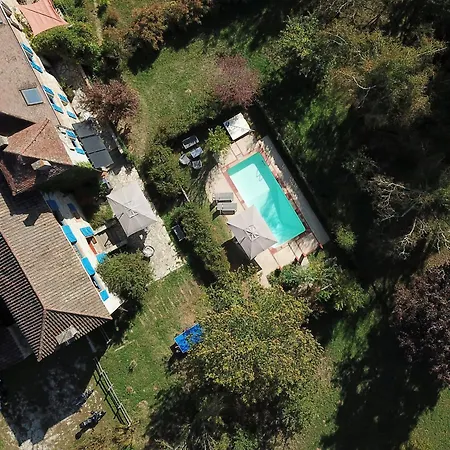 Hébergement de vacances Maison De Charme 3 étoiles Avec Piscine Tour-de-Faure